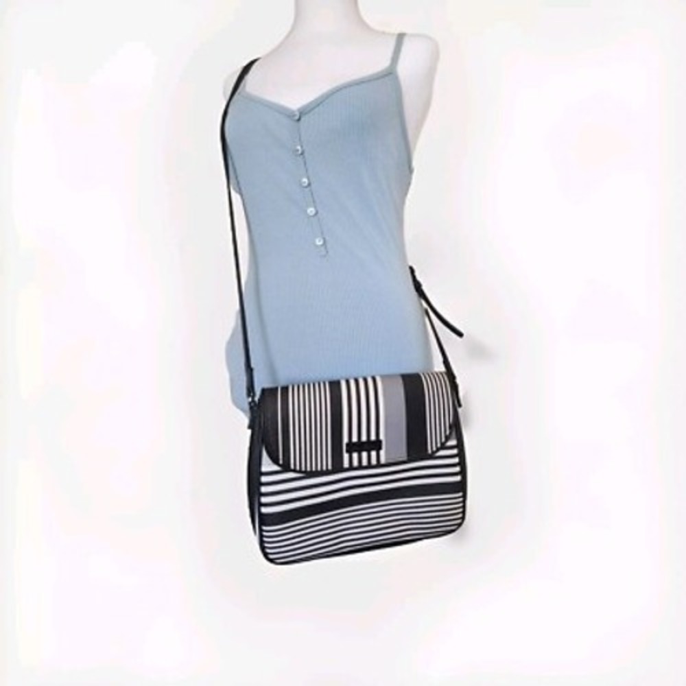 Striped Crossbody Bag and Wallet Set,‎ Stylish Everyday Purse
